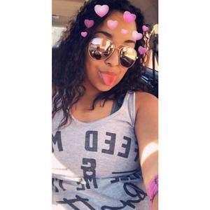 Meet your Posher, Kelsie